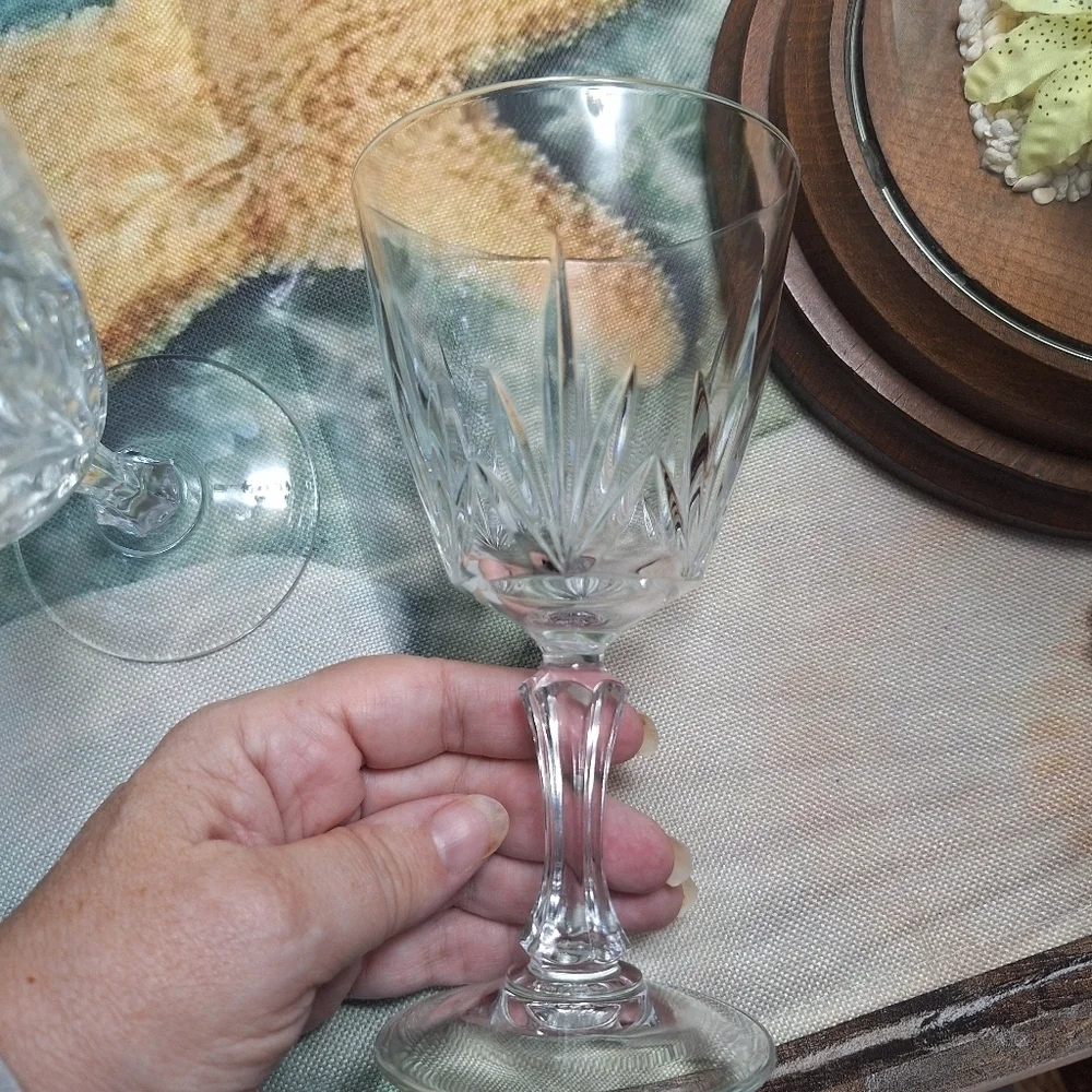 Crystal set of 4 wine water stems